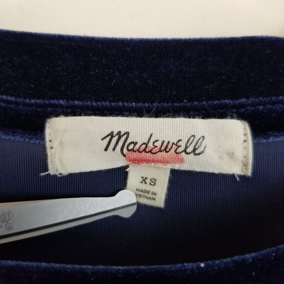 𝅺Madewell Velvet Top Short Ruffle Sleeve Size XS Blue - Picture 3 of 3